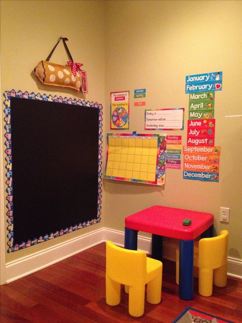 Pre-k at home. Diy Home School Room Ideas Toddler, Classroom For Preschool Ideas, Preschool Classroom Set Up At Home, Preschool Learning Corner At Home, Learning Set Up At Home, Diy Preschool Classroom Decor At Home, Pre K Learning Activities At Home, Learning Areas Classroom, Prek Classroom Setup At Home