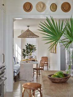 Atwoods Project - Ashley Gilbreath Interior Design Old Florida Decor, Ashley Gilbreath Interiors, Ashley Gilbreath, Deco Surf, Dreamy Kitchens, Florida Interior Design, Tropical Interior Design, Rosemary Beach Florida, Florida Decor