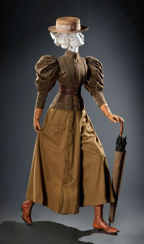 Victorian Athletic Wear, Hunting Dress, Victorian Era Fashion, Designer Activewear, 1890s Fashion, 1800s Fashion, Outdoor Girls, Historical Dress, 19th Century Fashion