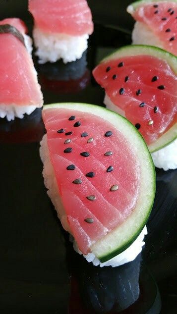 #discoverbooktravel  The Japanese are ever innovative and creative and this trait has seeped into their cuisine. Look at how beautiful their sushi can be! Watermelon Sushi, Sushi Party, Sushi Art, Restaurant Ideas, Bon Appetite, Sushi Recipes, Toronto Life, Kids Food, Kawaii Food