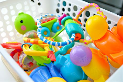 How to Disinfect Baby Toys With a Home Remedy | eHow.com 9 Month Baby Toys, Organize Baby Toys, Cleaning Baby Toys, Modern Baby Toys, Outdoor Baby Toys, Baby Toy Box, Homemade Baby Toys, Vintage Baby Toys, Natural Baby Toys