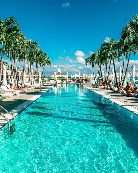 16 Best (and Most Unique!) Things to Do in Miami Beach, Florida Weekend In Miami, Bal Harbour Shops, Miami Travel, South Beach Miami, Visit Florida, Town Country, Booking Hotel, Miami Florida, South Beach