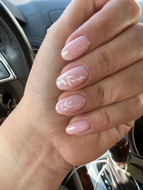 White French Tip Nails With Leaves, Pink And White Bridal Nails, White Leaf Nail Art, Flower And Leaf Nails, Wedding Nails With Leaf Design, Nail With Leaf Design, Wedding Nails For Beach Wedding, Wedding Boho Nails For Bride, Line Flower Nail Art