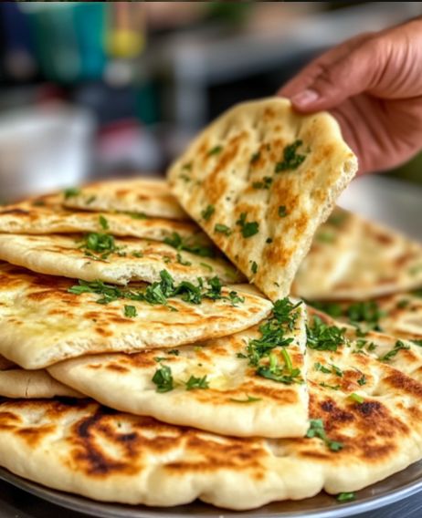 Ww Fluffy Garlic Flatbreads, Flatbread Crust Recipe, Weight Watchers Garlic Flatbread, Quick Garlic Naan, Garlic Flatbreads In 10 Minutes, Garlic Flat Bread Recipe, Greek Flatbread Recipe, Keto Garlic Flatbread, Jamie Oliver Flatbread Recipe