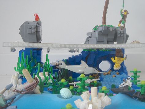 Underwater scene | An experiment with colors. Below the wate… | Flickr Underwater Diorama, Lego Zoo, Lego Diy, Lego Animals, Lego Lovers, Underwater Scene, Lego Modular, Contest Rules, Lego Craft