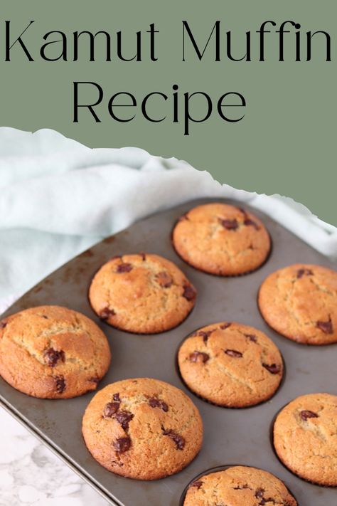 Kamut chocolate chips muffin recipe.  Simple muffin recipe using fresh milled flour. Fresh Milled Flour Muffins, Kamut Muffins, Kamut Recipes, Recipe Healthy Breakfast, Kamut Flour, Dairy Free Muffins, Sourdough Muffins, Chocolate Chip Muffin, Blueberry Muffins Recipe