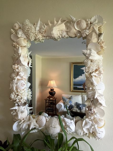 Shell mirrors by Seashore Chic | Seashore-Chic Mirror With Shells, Craft Seashells, Decorated Mirrors, Antique Room, Shells Art, Artistic Decor, Seashell Mirror, Decoration Theme, Seashell Projects