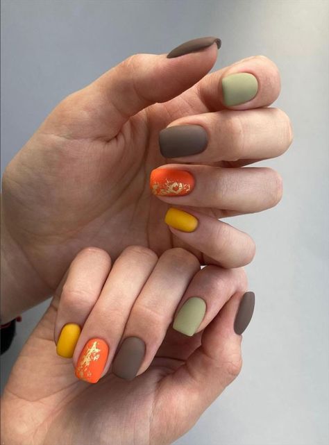 Simple Fall Nail Art Designs, Simple Fall Nail Art, Short Square Nail Ideas, Nails Tapered, Square Nail Ideas, Simple Fall Nail, Short Square Nail, Thanksgiving Nail Designs, Long Square Nails