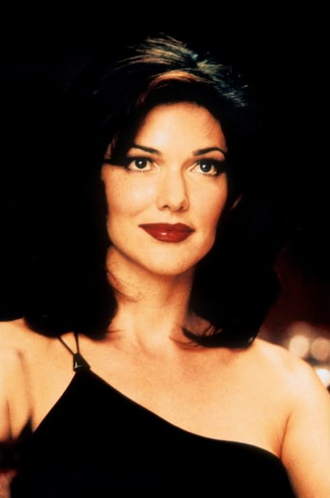 Laura Harring, Mulholland Drive Laura Harring, Melissa George, Mulholland Drive, Mexican Women, Naomi Watts, Netflix Movies, Tv Movie, Twin Peaks, Fav Celebs