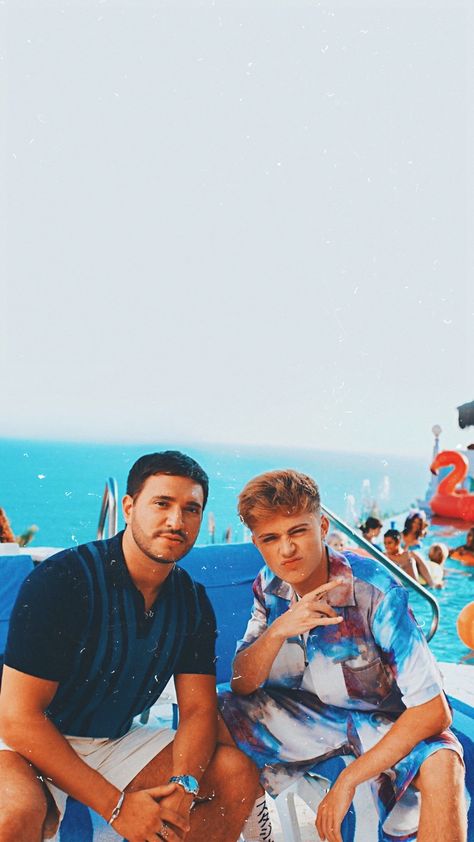 hrvy & jonas blue lockscreen Jonas Blue, Dj Music, One Republic, Music Playlist, Dj, Music, Celebrities, Blue