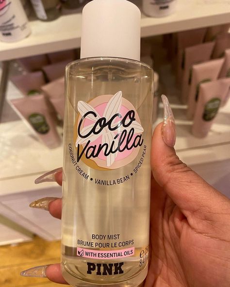 Vanilla Mist, Girly Items, Sanrio Aesthetic, Womens Body, Pink Vanilla, Pink Perfume, Body Hygiene, Bath And Body Works Perfume, Shower Skin Care