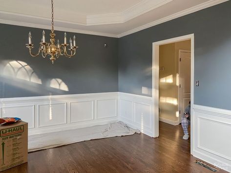 Dining Room Colors With Wainscoting, Dining Room Paint With Wainscotting, Navy Wainscoting Dining Room, Dining Room Decor Navy Walls, Blue Brown Dining Room, Blue Dinning Room Walls, Dining Room With Wainscotting Paint Colors, Dining Room Decor With Wainscoting, Blue Dining Room Walls Sherwin Williams