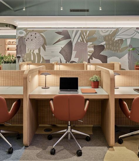 Open Coworking Space, Communal Working Space, Coworking Table Design, Shared Workspace Design, Innovative Office Space, 2023 Office Trends, Hybrid Office Design, Open Office Design Workspaces Interiors, We Work Office Design