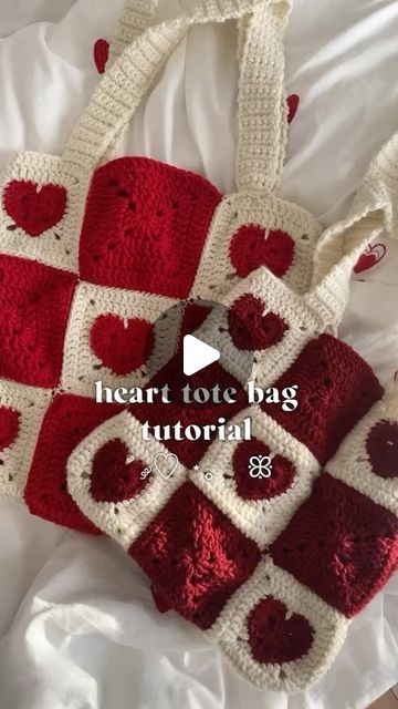 Heart Tote Bag, Diy Heart, Beginner Knitting Patterns, Knitted Heart, Beginner Knitting Projects, Crochet Business, Crochet Clothes For Women, Crochet Stitches For Beginners, Clothing Patterns Free