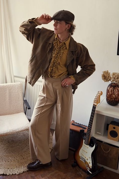 20s Guys Outfit, 60s Guys Fashion, 1900s Outfits Men, 70s French Fashion Men, 1960s Outfits Men, Grandpa Clothes Aesthetic Men, 70s High School Fashion, Irish Fashion Mens, Spring 70s Outfit