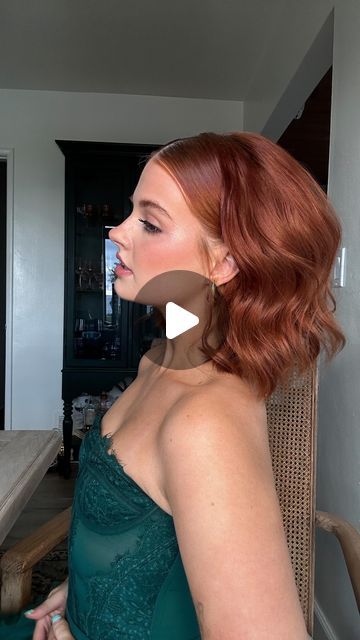 Shoulder Length Hair Fancy Styles, Short Hairdos For Wedding Bridesmaid, Short Hair Glamour Styles, Short Gala Hairstyles, How To Style Short Hair For Wedding Guest, Hair Do Ideas For Short Hair, Wedding Hair With Short Hair, What To Do With My Short Hair, Easy Formal Hair Medium Length