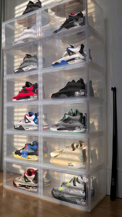 Shoe Collection On Wall, Shoe Storage Bedroom Ideas, Trainer Storage Ideas, Shoes Holder Ideas, Small Sneaker Collection, Clear Shoe Boxes Storage, Shoe Storage Ideas Bedroom, Shoe Collection Display, Sneaker Crates