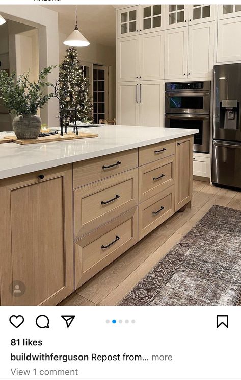 Kitchen Cabinets Ideas, White Oak Kitchen, Kitchen Storage Hacks, Best Kitchen Cabinets, Cabinets Ideas, Kitchen Decor Ideas, Wood Kitchen Cabinets, Kitchen Farmhouse, Kitchen Cabinet Colors