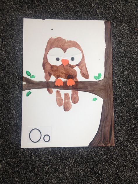 Handprint Owls Preschool, O Is For Owl Handprint, Owl Handprint Art, Owl Infant Craft, Hedgehog Crafts Preschool, O Handprint Craft, Pre K Owl Craft, Owl Toddler Craft, Owl Art Preschool