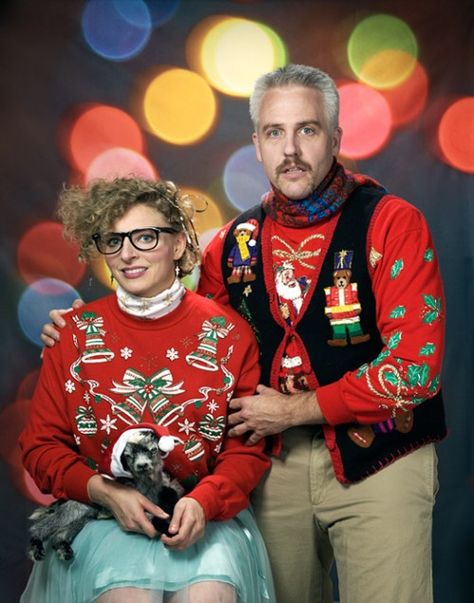 You think you've soaked in all of the awkwardness...and then you realize she has a goat on her lap. I LOVE THIS! Ugliest Christmas Sweater Ever, Doug Funnie, 24 Day Challenge, The Maxx, Christmas Spectacular, Awkward Photos, Awkward Family Photos, Couple Christmas, Christmas Sweater Party