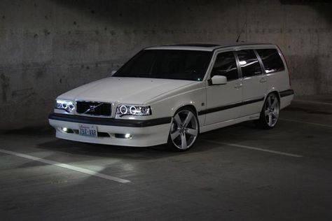 Volvo 850 T5r, T5 Tuning, Volvo Station Wagon, Volvo Estate, Volvo 440, Volvo Wagon, Old Wagons, Wagon Cars, Volvo 850