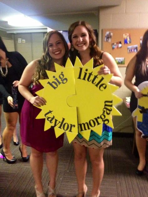 27 Super Cute Big Little Reveal Ideas - College Savvy Big Little Puzzle Pieces Reveal, Big Sister Little Sister Reveal Ideas, Sister Reveal Ideas, Big Little Reveal Ideas, Rat Crafts, Big Sis Lil Sis Gifts, Big Sister Reveal, Workout Barbie, Sorority Family