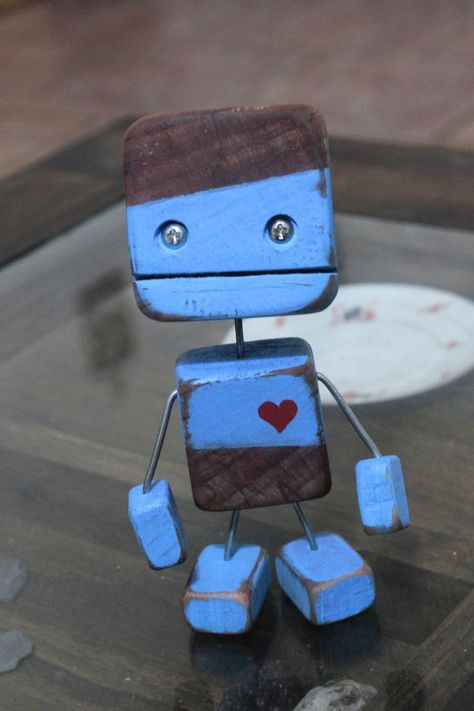 Wood Robots, Wood Robot, 2x4 Crafts, Reuse Crafts, Robot Craft, Recycled Robot, Diy Recycled Projects, Scrap Wood Crafts, Vintage Robots