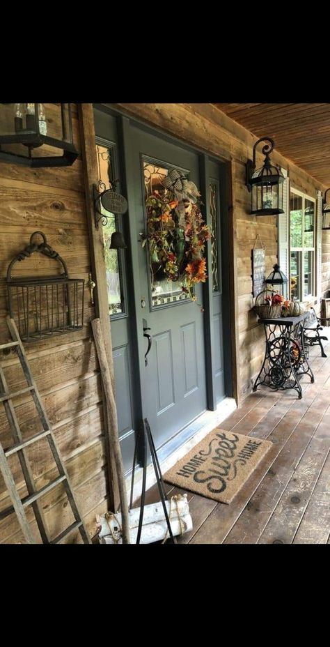 Country Cottage Porch, Cottage Porch Ideas, Log Cabin Exterior, Log Cabin Living, Cottage Porch, Log Cabin Ideas, Rustic Porch, Log Cabin Decor, Cabin Exterior