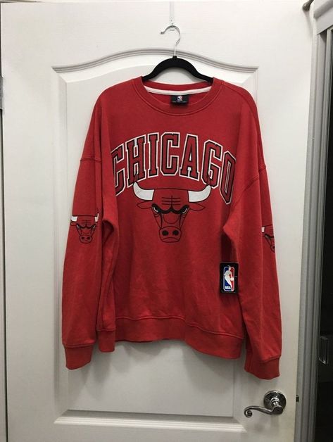 Chicago Bulls Ropa, Chicago Bulls Wallpapers, Bulls Tattoo, Bulls Outfit, Chicago Bulls Tattoo, Chicago Bulls Outfit, Chicago Bulls Sweatshirt, Nba Bulls, Jordan Chicago