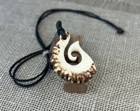 Antler Amulet, Handmade Gift for Her, Best Gift for Him, Antler Pendant, Unique Jewelry, Acient Style Pendant, Unisex Amulet, Baltic Antler - Etsy Canada Antler Pendant, Antler Necklace, The Spiral, Handmade Gifts For Her, Christmas Gift For Her, Handmade Christmas Gifts, Christmas Gifts For Her, Antlers, Handmade Christmas