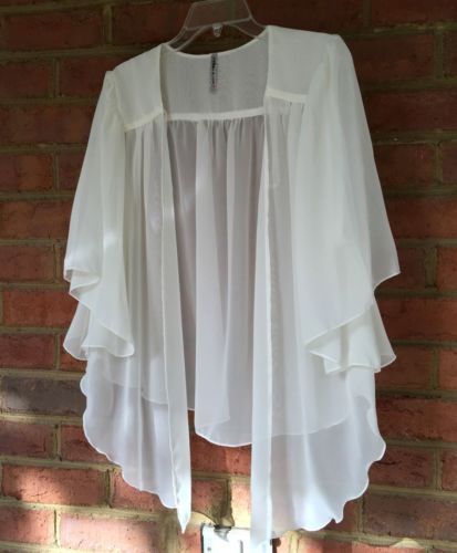 Stylish Kimono, Bolero Top, Chiffon Cardigan, Sheer Jacket, Chiffon Kimono, Sheer Shorts, White Chiffon, Sheer Chiffon, Solid Tops