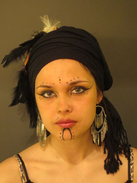 Boho Face Tattoos, African Tribe Makeup, Spiritual Face Tattoos, Face Henna Design, Henna On Face, Henna Face Tattoo, Tattoos On Face, Ancient Makeup, Face Henna