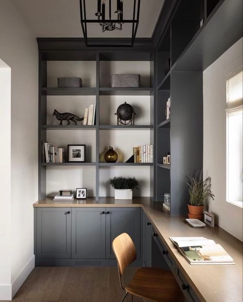 // h o m e Blue Home Offices, Desk Idea, Office Built Ins, Small Home Offices, Office Renovation, Office Nook, Office Guest Room, Small Home Office, Craft Room Office