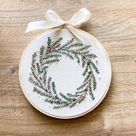 https://pearlandtatsembroidery.com/products/christmas-wreath Beaded Christmas Wreath, Christmas Wreath Embroidery, Diy Christmas Wreath, Wreath Embroidery, Wreath Kit, Floral Wreath Design, Beginners Embroidery, Christmas Embroidery Designs, Embroidered Christmas