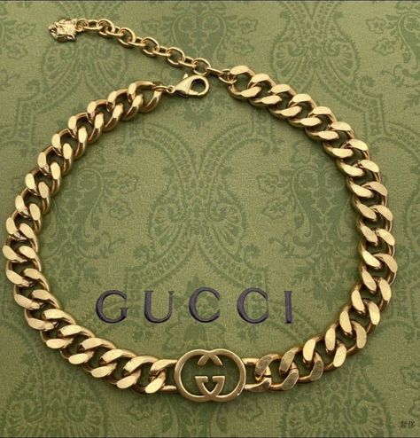 Expensive Jewelry Luxury, Luxury Jewelry Brands, Gucci Jewelry, Classy Jewelry, Expensive Jewelry, Jewelry Lookbook, Chain Design, Animal Logo, Girly Jewelry