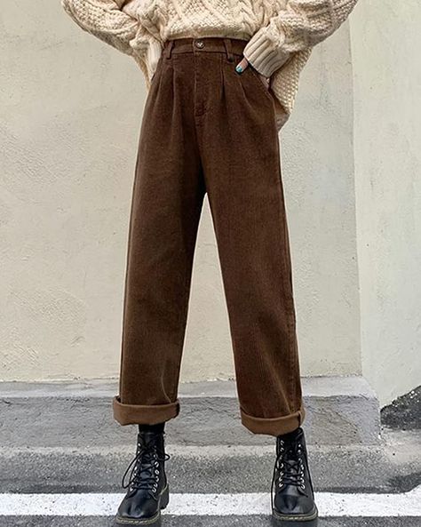 Korean Wide Leg Pants, Korean Street Wear, Corduroy Pants Outfit, Korean Pants, Pants Elegant, Black Korean, Style Wide Leg Pants, Streetwear Korean, Corduroy Pants Women