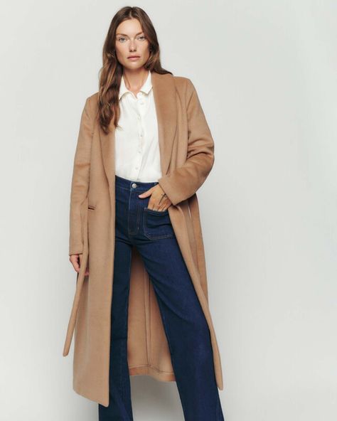 Wrap Coat Outfit, Oversized Camel Coat, Winter Office Outfit, Long Camel Coat, Long Coat Outfit, Camel Wool Coat, Wool Wrap Coat, Classic Coat, Cocoon Coat