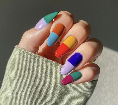 Check more at https://mangadexx.com/2040-2/ Two Nails Different Color, Gel Nail Designs Multi Color, Split Color Nail Design, Colourblock Nails, Bold Color Nails, Split Color Nails, Mix Color Nails, Color Block Nails Designs, Multiple Color Nails