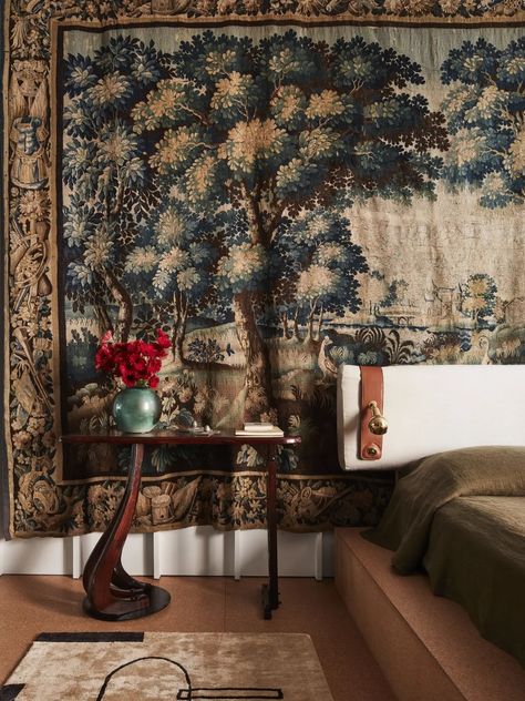 Bedroom by Charlap Hyman & Herrero Conversation Pit, Medieval Tapestry, Hanging Fabric, Woven Wall Art, Gold Fabric, Fabric Print, Tapestry Weaving, Architectural Digest, Tapestry Design