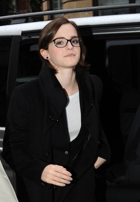 Emma Watson Emma Watson Style, Poster Girl, Radio Host, Popsugar Fashion, Wearing Glasses, Emma Roberts, Portrait Poses, Hope Is, Best Actress