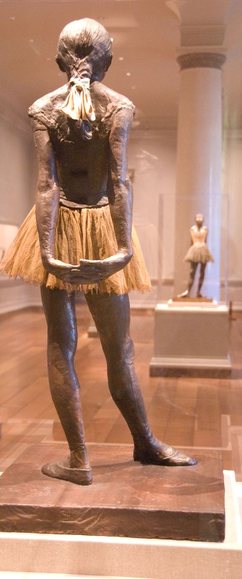 Degas' Little Dancer-I just saw a copy of this at the Boston Museum of Fine Arts Degas Art, Art Masterpieces, Art Ancien, Little Ballerina, Edgar Degas, Dance Art, Bronze Statue, Sculpture Installation, Figurative Sculpture