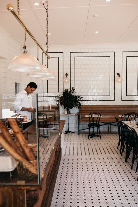 Coffee Shop Tile Wall, Coffee Shop Small Design, French Cafe Flooring, White Tile Restaurant, Gold Cafe Interior, French Patisserie Design, Most Beautiful Coffee Shops, Cozy Cafe Aesthetic Interior, Spanish Style Coffee Shop