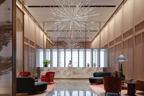 Conran and Partners references China’s dynamism and nature at Park Hyatt Changsha | Design Insider Bar Library, Interior Design Jobs, Park Hyatt, Function Room, Changsha, Private Dining Room, Workplace Design, Private Dining, Ceiling Height