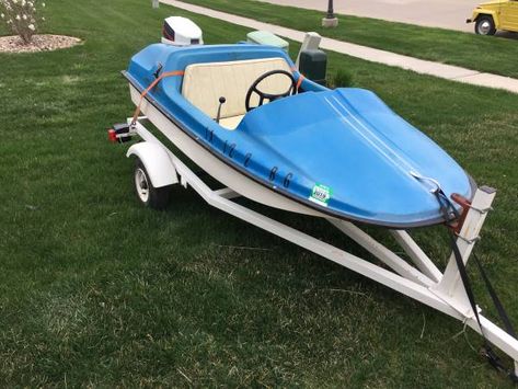 Aqua Jet mini speed boat - $2750 | Boats For Sale | Des Moines, IA | Shoppok Small Jet Boats, Jet Boats For Sale, Mini Boat, Led Trailer Lights, Sale Ads, Speed Boat, Cool Boats, Jet Boats, Large Image