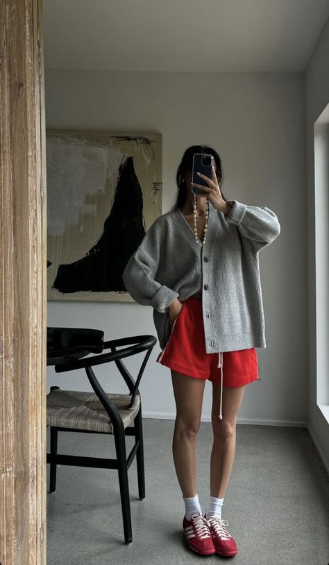 Contrast Dress, Quoi Porter, New Energy, 가을 패션, Outfit Inspo Fall, Looks Style, Mode Inspiration, Spring Summer Outfits, Outfits Casuales