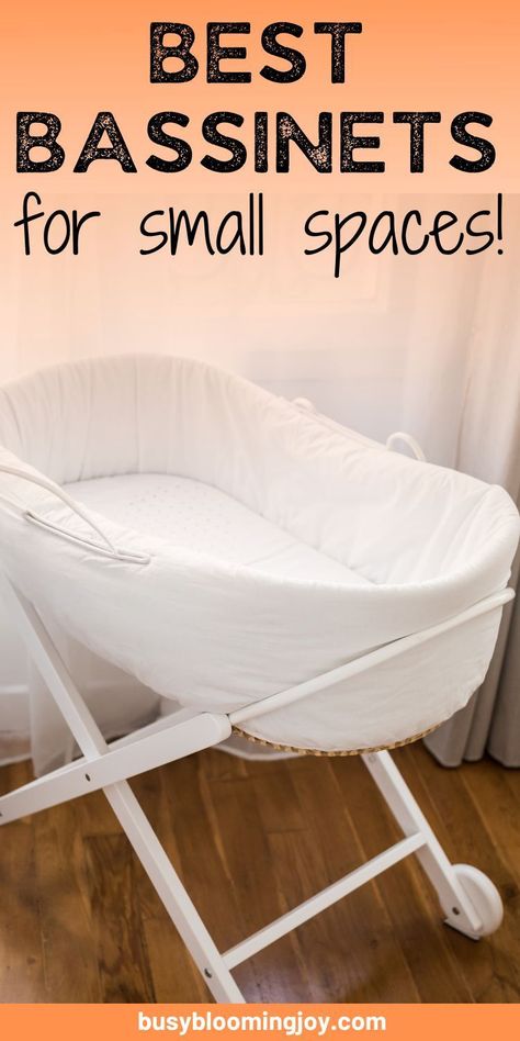 Baby Corner In Parents Room, Crib In Parents Room, Baby Crib In Parents Room, Baby Bassinet Ideas, Bedside Bassinet Co Sleeper, Luxury Bassinet, Bassinet Ideas, Baby Basinets, Sleep Newborn