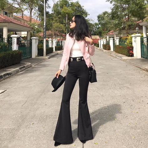 Women's Pink High Waist Flare Pants Bell Bottoms/Fly Slim | Etsy Bootleg Outfit, Velvet Flare Pants Outfit, Black Bell Bottoms Outfit, Black Flare Pants Outfit, Bell Pants Outfit, Bell Bottoms Outfit, Flare Jeans Outfit, 70s Vintage Fashion, Looks Jeans