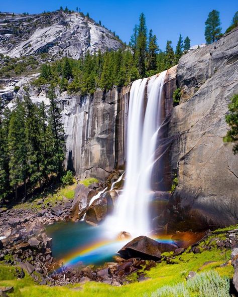 Dr. Amir Shama on Instagram: “Long exposure of the 318-foot (97-meter) Vernal Falls, Mist Trail, Yosemite National Park, California • • • #nofilter #waterfalls…” Mist Trail Yosemite, Vernal Falls, National Park California, Gods Creation, Long Exposure, Yosemite National, Yosemite National Park, Beautiful Artwork, Mist