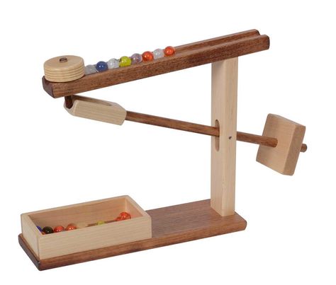 Handmade Games, Marble Machine, Office Toys, Marble Games, Making Wooden Toys, Woodworking Toys, Woodworking For Kids, Wood Marble, Amish Furniture