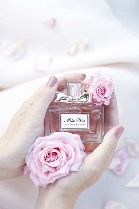 Miss Dior Absolutely Blooming | Luxuries | Little luxuries | Luxury products | Great gifts | Gift Ideas || #luxuries #littleluxuries #luxuryproducts #greatgifts #giftideas || https://sonomaartisan.com/ Miss Dior Absolutely Blooming, Dior Absolutely Blooming, Absolutely Blooming, Perfume 212 Vip, Perfume 212, Perfume Carolina Herrera, Perfume Photography, Signature Fragrance, Perfume Design